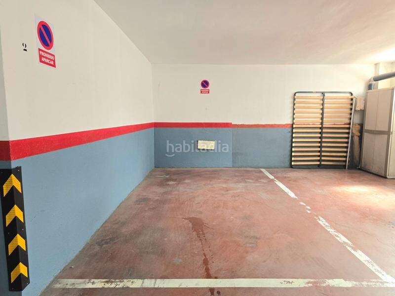 Foto ffc418a3-a0ed-4e90-84cd-b7ce3e84aa68. Appartamento con parcheggio in Parque Ayala - Jardín de la Abadía - Huelín Málaga