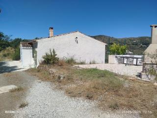 Masia a Moclinejo. Magnífica casa de campo entre moclinejo y el valdés!!!