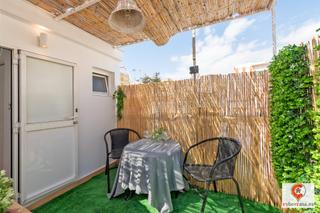 Casa a Poniente-Faro. Casita a 50 mts. de la playa de torre del mar