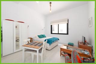 Estudi  Calle jinetes. Estudio con acceso a piscina y posibilidad de garaje y trastero