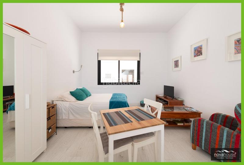 Foto 2b95467d-92bb-41ee-a5e6-7a06c1f69dd0. Studio with pool in La Merced Málaga