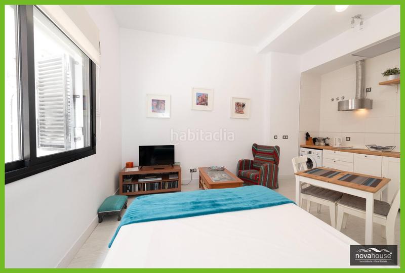 Foto 4ff8fe03-35e1-479e-a038-734813ee04b3. Studio with pool in La Merced Málaga