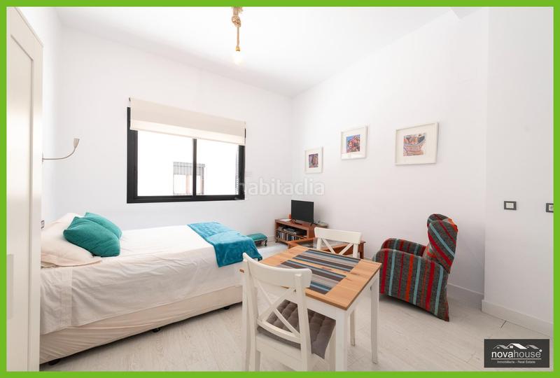 Foto ceebdf8b-360f-4153-b496-d69d09d2db13. Studio with pool in La Merced Málaga