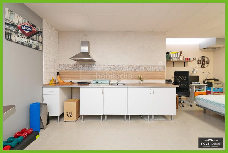 Foto b1c56aed-7e06-43fa-b183-f11a38ebf743. Chalet espectacular chalet independiente con piscina privada y gran parcela en Vélez - Málaga