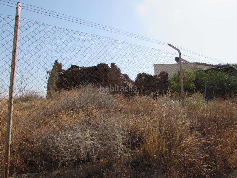 Foto 890915ee-9a03-4d94-b806-7e75e1f02cf0. Finca rústica terreno con ruina cercana la playa en Benajarafe