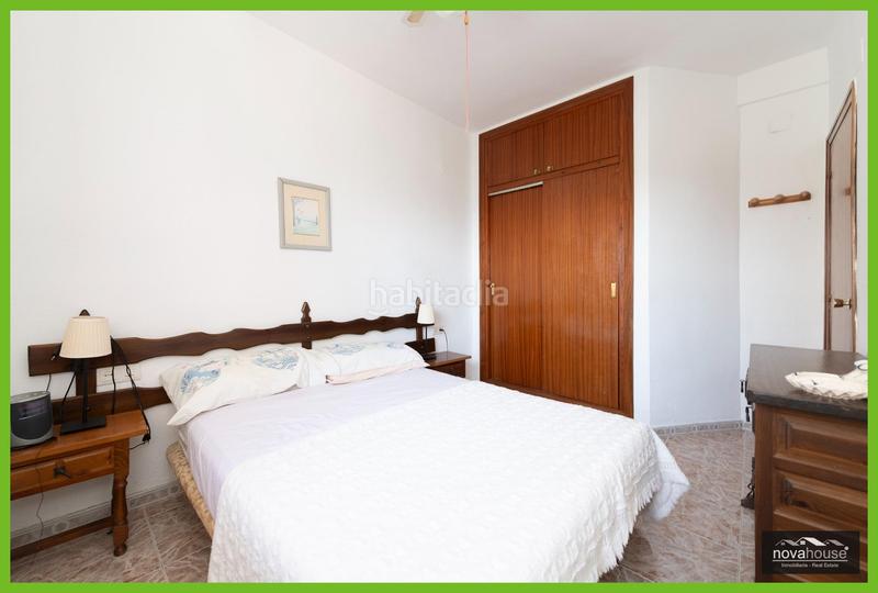 Foto 1bcf4f9d-ce77-48f0-a7fd-d17bd7207a47. Apartamento en calle violetas las 2 apartamento frente al mar con gran potencial en Torrox