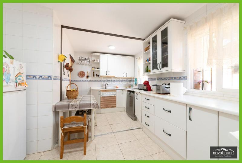 Foto b2c5ff7c-7064-4990-989e-a2b8ce49e335. Casa oportunidad costa luminoso chalet adosado muy cuidado en Chilches