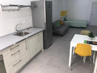 Lloguer Estudi  Calle iznate. Estudio impoluto!!