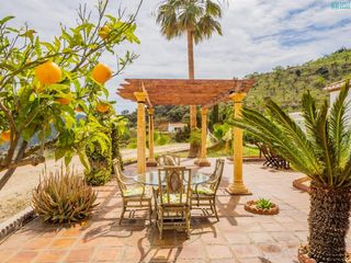 Casa a Ds poligono 10  195. Bonita casa de campo con 25.000 m2 de terreno en casabermeja!!!