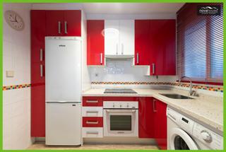 Piso en Santa Cristina - San Rafael. Piso con gran terraza frente al palacio de ferias de malaga