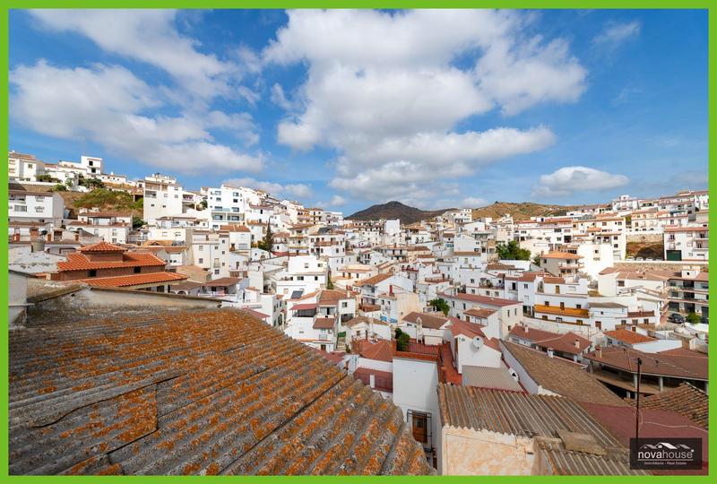 Foto 378eb9ae-3bb2-46b7-887c-213ac2744f0c. House in Almáchar