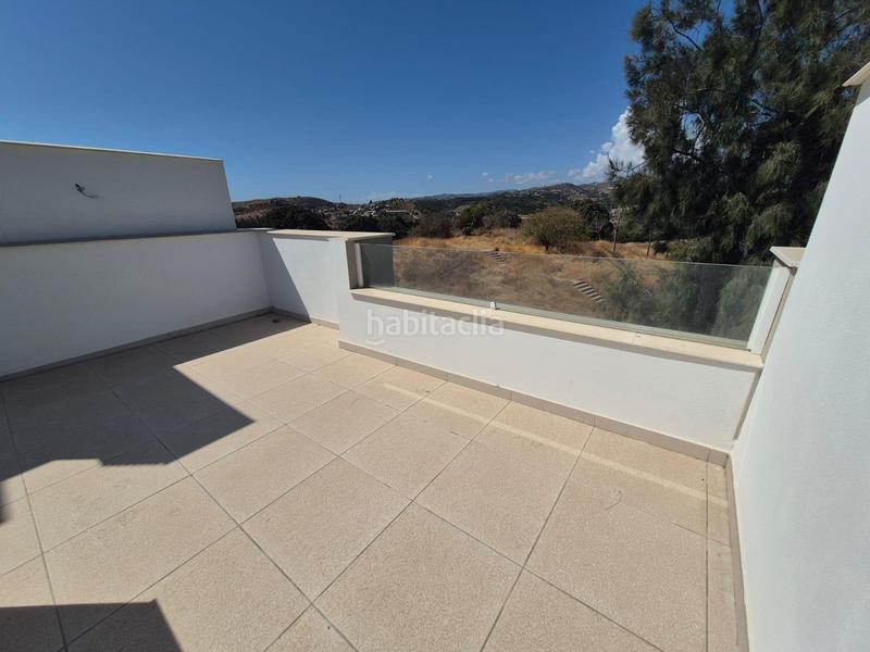 Foto 670dddbb-1c52-479b-8bd7-40358789f38d. Casa a schiera con parcheggio in Viña Málaga Torre del Mar