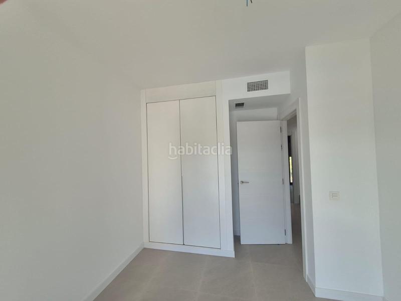 Foto cf0e5cc5-6fbe-41a8-a801-20a52454eb85. Casa a schiera con parcheggio in Viña Málaga Torre del Mar