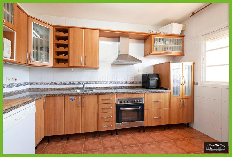 Foto d3a29992-4f51-4ba4-9f13-e4366f40b39b. Casa a schiera con parcheggio piscina in Playa del Rincón Rincón de la Victoria