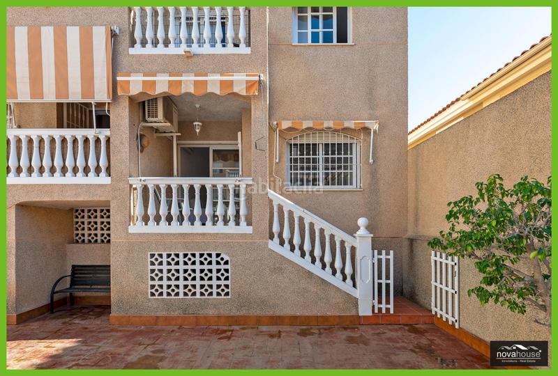 Foto e16cae57-cb67-4dcc-ae68-381bca0990ff. Casa a schiera con parcheggio piscina in Playa del Rincón Rincón de la Victoria