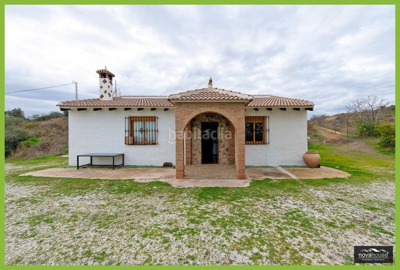 Foto 0b6a667f-d8a9-4183-b208-61b572cd5f9b. Casa amb aparcament a Olías Málaga