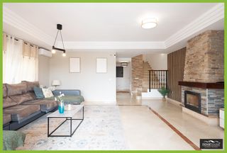 Maison jumelée à Riviera del Sol. Elegante pareado en riviera del sol, mijas  listo para habitar!