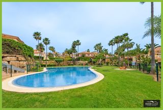 Casa aparellada  Calle opalo de riviera. Elegante pareado en riviera del sol, mijas  listo para habitar!