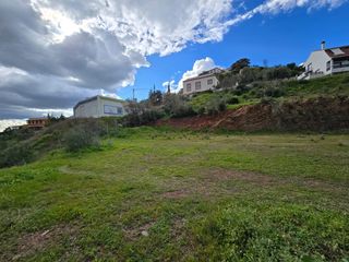 Terreno residencial en Camino los núñez. Suelo urbano en almogía