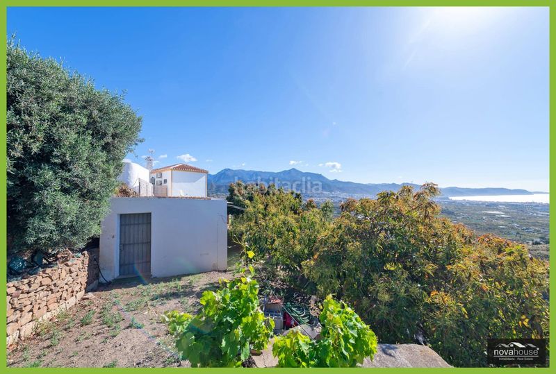 Foto f0a795da-d314-4b33-89ef-c0ca010a5777. Masia amb aparcament piscina a Avda Pescia - Ctra de Frigiliana Nerja