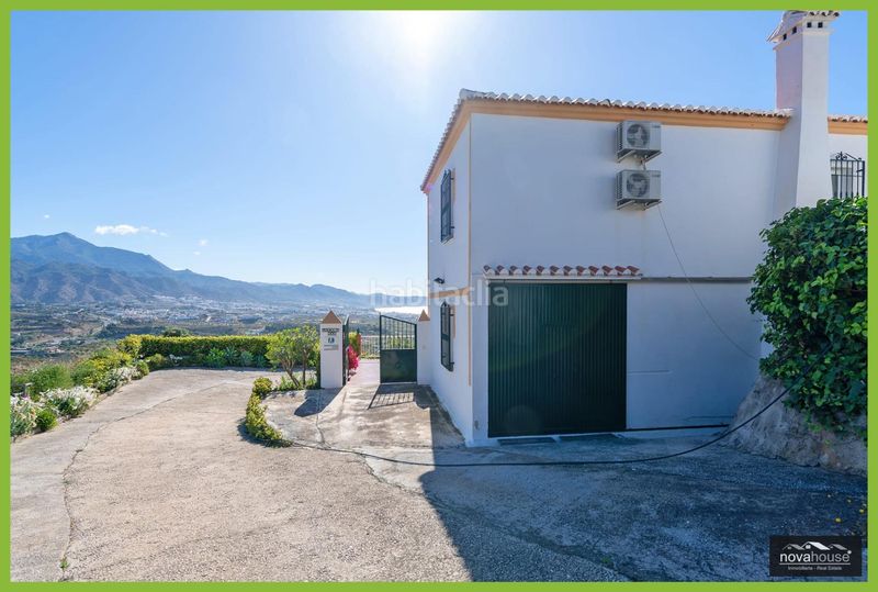 Foto fc0e67a8-4955-4eda-a142-7cacc32b794d. Masia amb aparcament piscina a Avda Pescia - Ctra de Frigiliana Nerja