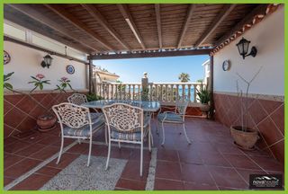 Maison  Salvador allende. Magnífica casa con solarium en primerísima línea de playa en el