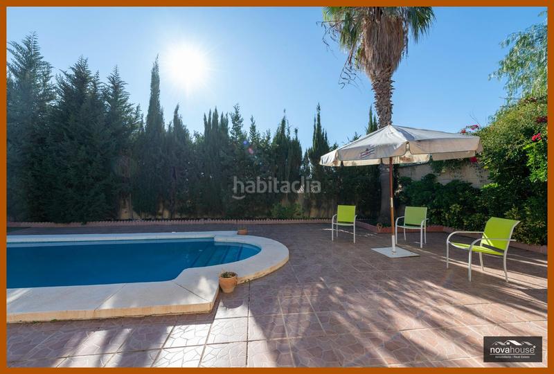 Foto 1e16ed09-6c38-4539-9e5e-2dc175bd5414. Chalet con riscaldamento parcheggio piscina in Pizarra