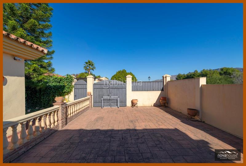 Foto 4525b6d3-6020-4cbf-a6be-e6677f78df52. Chalet con riscaldamento parcheggio piscina in Pizarra