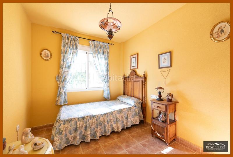 Foto 71dd5d8a-4f86-4e69-bb95-e97a2f4213c7. Chalet con riscaldamento parcheggio piscina in Pizarra