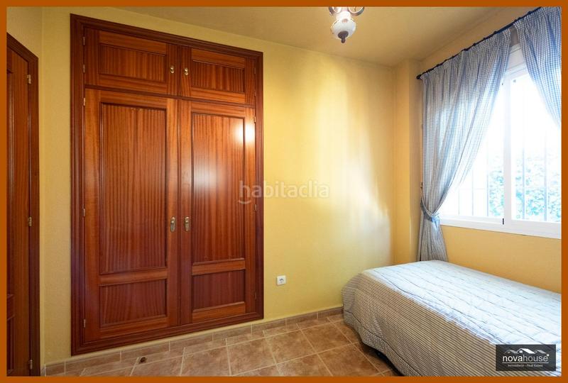 Foto 95c58c01-f725-4125-a7d8-0b0164a452a1. Chalet con riscaldamento parcheggio piscina in Pizarra