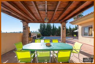 Chalet in Pizarra. Magnífico chalet con piscina en cerralba!!!