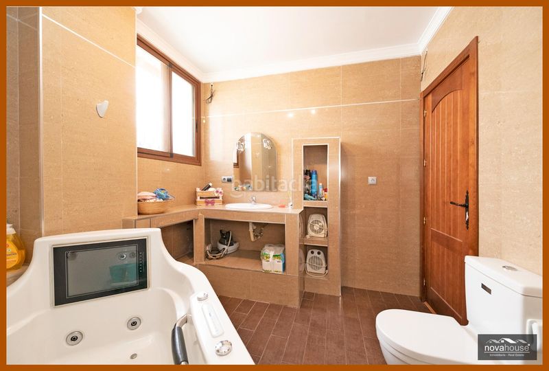 Foto 10c6cd48-2c34-4b1c-a7bc-14f69e4ff6f6. Casa a cortijo rivera 53 1 a Diseminados Rincón de la Victoria