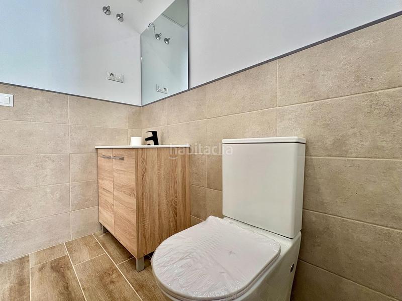 Foto b41eddad-4329-49ef-b8cf-92864f3a5562. Estudio  a estrenar en el molinillo con patio privado en Málaga