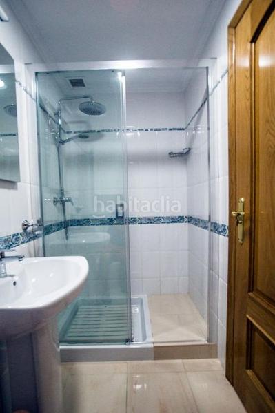 Foto 833f7c46-88cc-4c8e-90d0-eb5af808ec4a. Casa a El Bajondillo Torremolinos