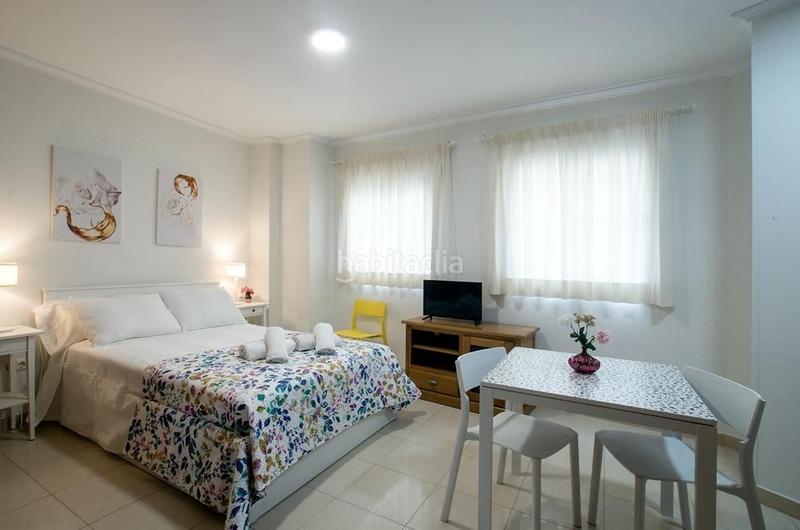 Foto e6b71415-0fbb-4332-a03c-79ffbced416f. Casa a El Bajondillo Torremolinos