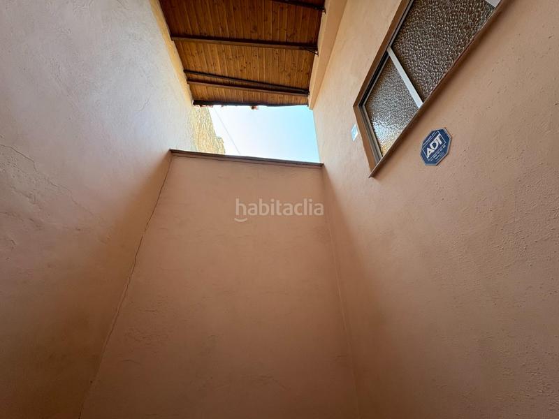 Foto 098c7171-11b1-42da-9b3d-954fa08053dd. Casa adosada  de 3 plantas en el molinillo en Málaga