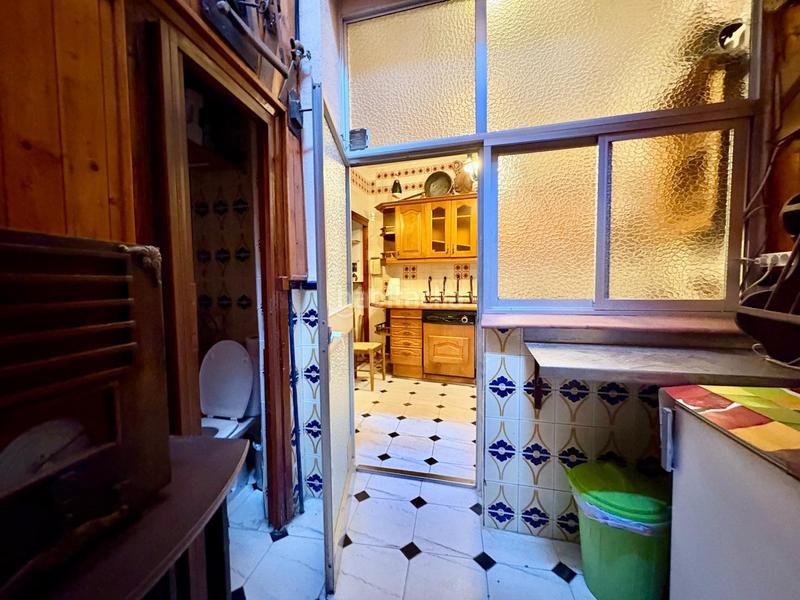 Foto 15ddd07e-ede4-4916-aab8-3de99bc77a76. Casa adosada  de 3 plantas en el molinillo en Málaga