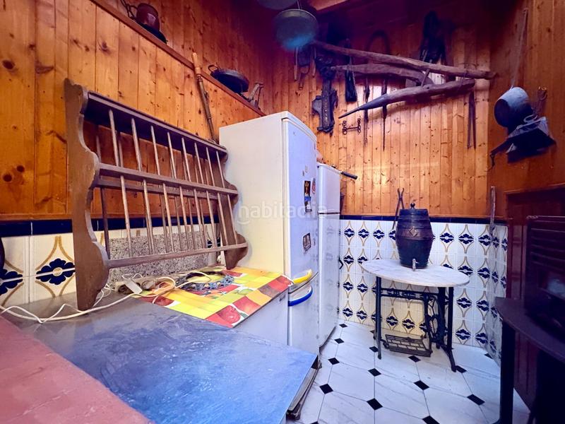 Foto 629fb097-f1b4-4d1b-bd45-e02b28008a63. Casa adosada  de 3 plantas en el molinillo en Málaga