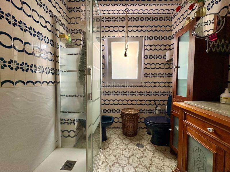 Foto dbc21b60-c1e2-4f6c-9866-982828c5402b. Casa adosada  de 3 plantas en el molinillo en Málaga