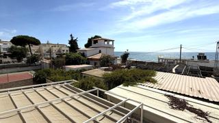 Maison jumelée  Barrio haza bonilla. Casa pareada de 4 habitaciones en torre de benagalbón en primera