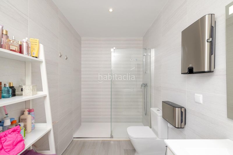 Foto 0e19e0d9-f107-4692-af1d-9844624b7c9c. Casa aparellada amb calefacció aparcament piscina a Alhaurín de la Torre