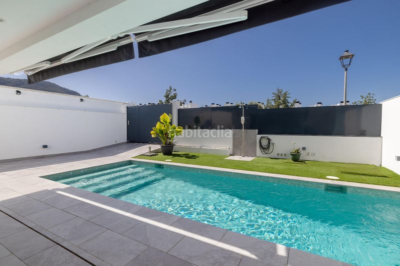 Foto a9a399ea-65e9-4d3d-96cd-7c400aac7dcf. Casa aparellada amb calefacció aparcament piscina a Alhaurín de la Torre
