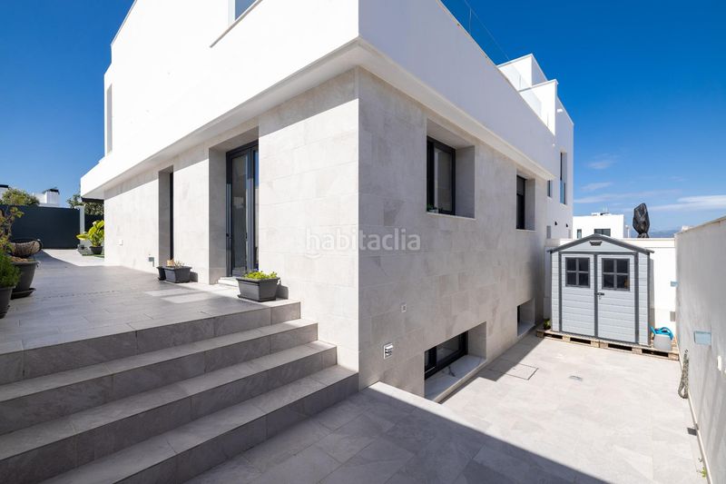 Foto dbab2a01-f9c1-4caa-981b-968d45dfc0b0. Casa aparellada amb calefacció aparcament piscina a Alhaurín de la Torre
