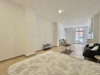 Estudi  Calle miramargaritas. Estudio a estrenar en miraflores