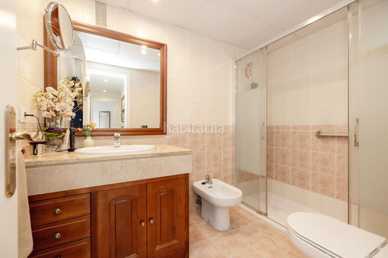 Foto 68b1e99d-e229-4e4f-adef-857042bedb0e. Pis amb calefacció aparcament piscina a Paseo Marítimo Oeste - Pacífico Málaga