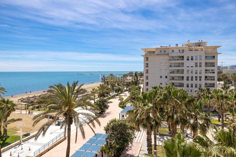 Foto c5103113-7631-46eb-b88e-61707e959b09. Pis amb calefacció aparcament piscina a Paseo Marítimo Oeste - Pacífico Málaga