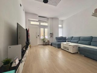Monolocale  Calle poeta salvador ibarra españa. Estudio de 47 m2 reformado en la roca