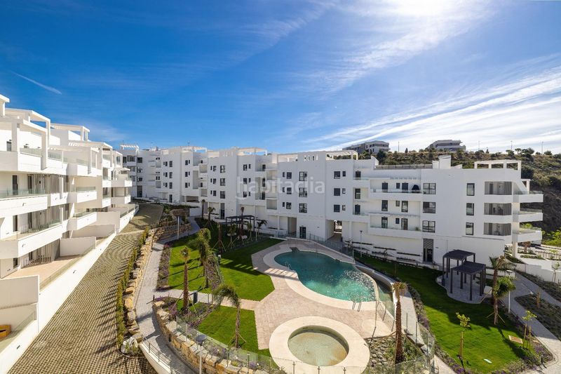 Foto f37181aa-bfe6-4154-b809-e068946e0ccb. Àtic amb calefacció aparcament piscina a Limonar Málaga