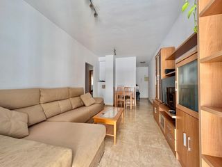 Rent Flat  Calle cesar arbasia. Piso en alquiler de 2 habitaciones con garaje y trastero en zona