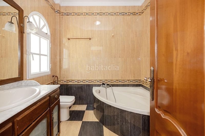 Foto a3a9d056-e3d8-4585-9e39-6176e1bb095f. Xalet amb aparcament piscina a Churriana - El Pizarrillo - La Noria - Guadalsol Málaga